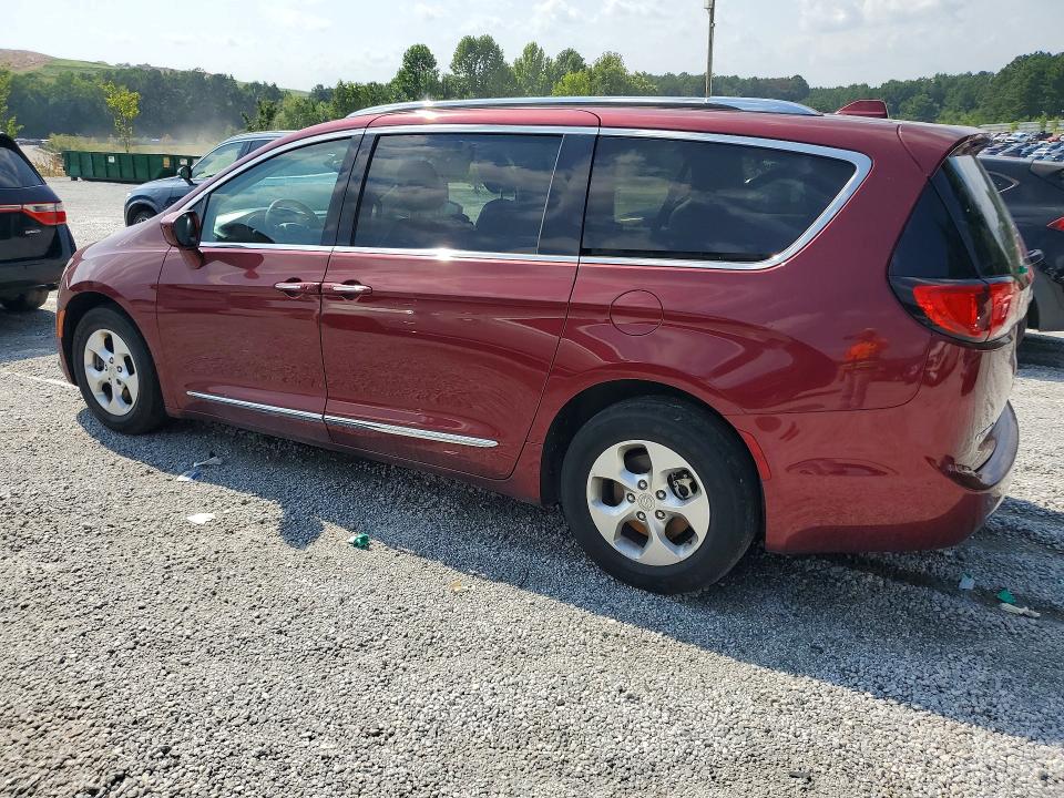 Photo 2 from auction – 2017 CHRYSLER PACIFICA with VIN 2C4RC1EG1HR538721