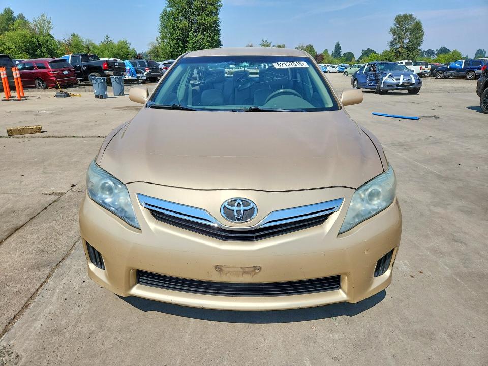 Photo 5 from auction – 2010 TOYOTA CAMRY with VIN 4T1BB3EK9AU119072
