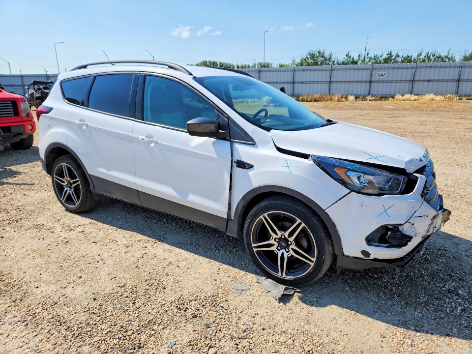 Photo 4 from auction – 2019 FORD ESCAPE with VIN 1FMCU0HD7KUA56811