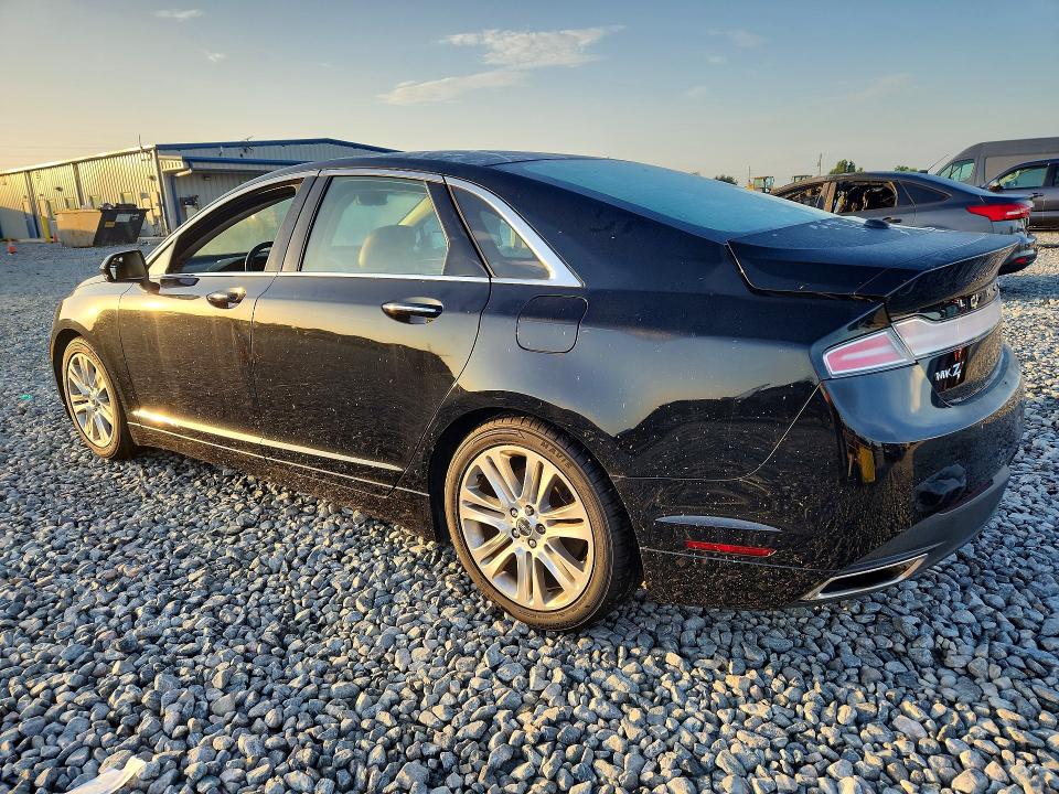 Снимка 2 от търг – 2016 LINCOLN MKZ с VIN 3LN6L2JK7GR634344