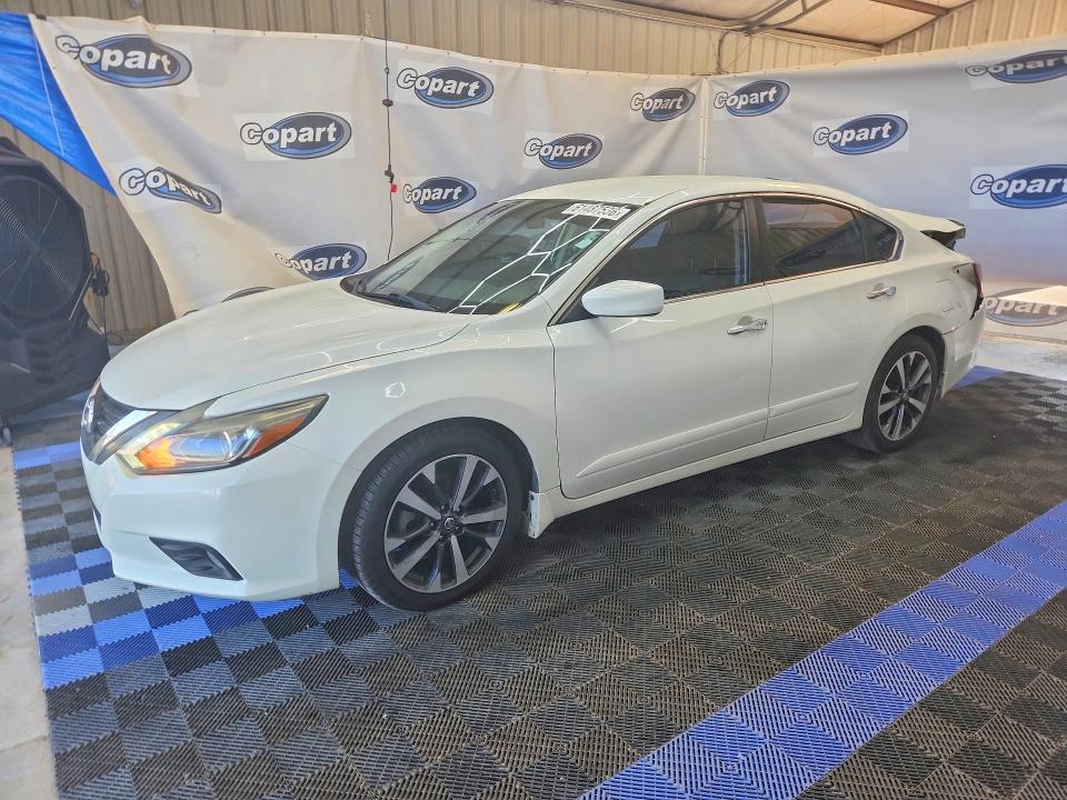 Photo 1 from auction – 2017 NISSAN ALTIMA with VIN 1N4AL3APXHN315420