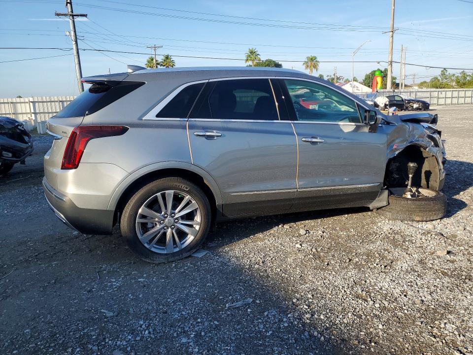 Photo 3 from auction – 2024 CADILLAC XT5 with VIN 1GYKNDRS4RZ704307