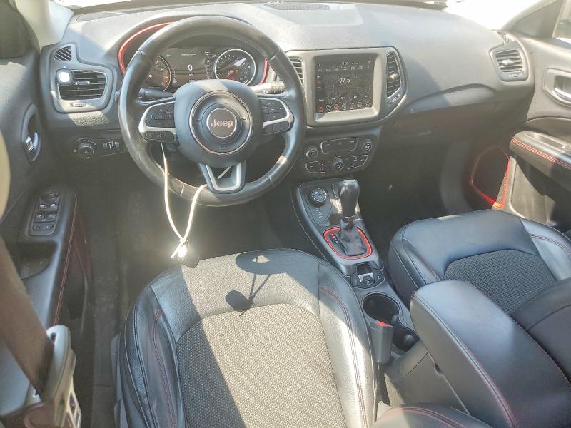 Photo 8 from auction – 2019 JEEP COMPASS with VIN 3C4NJDDB4KT799941