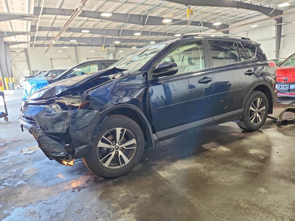 TOYOTA RAV4 2018 with VIN JTMRFREV6JJ245556 - Photo from auction
