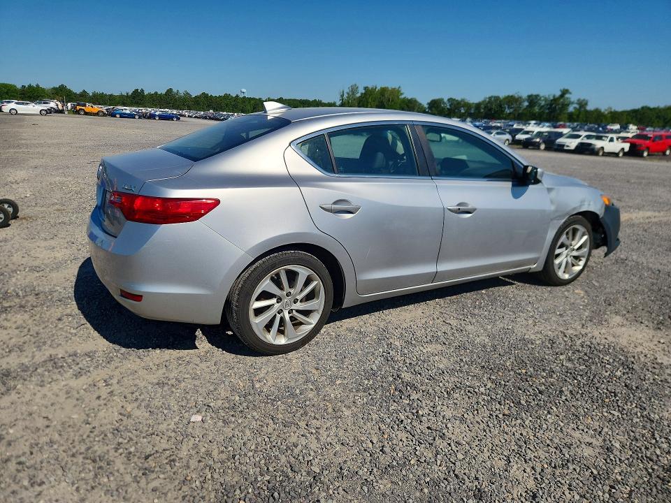 Photo 3 from auction – 2014 ACURA ILX with VIN 19VDE1F70EE006921