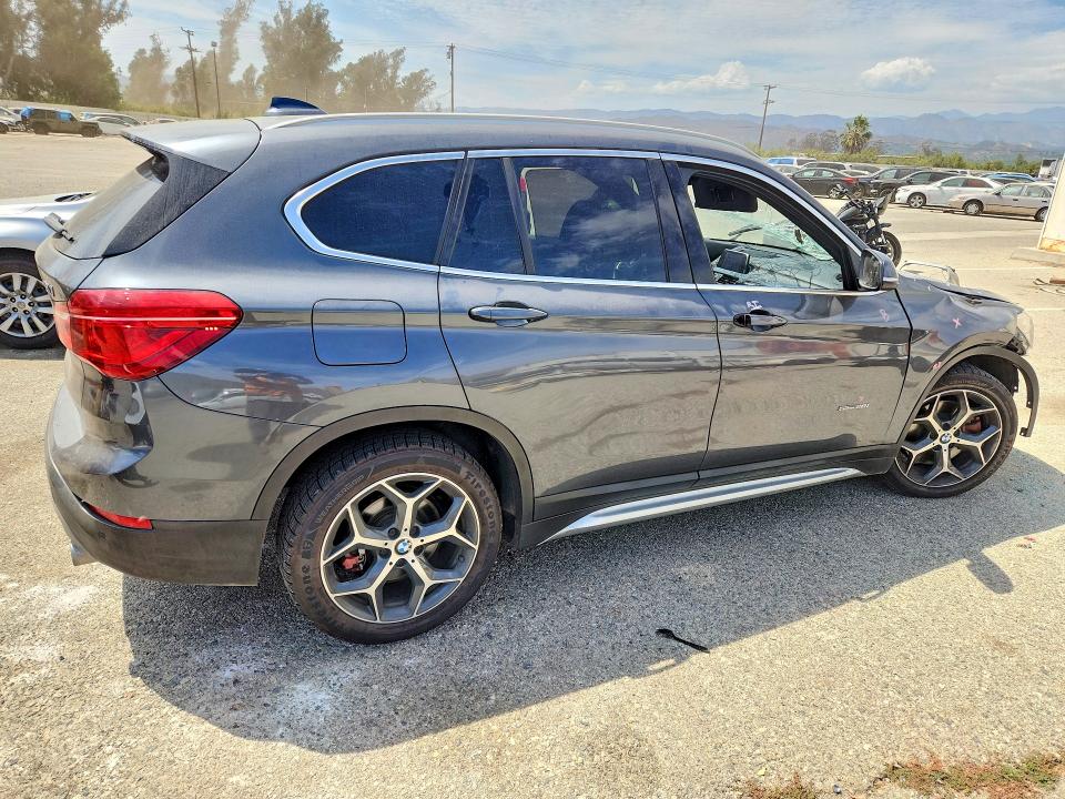 Photo 3 from auction – 2018 BMW X1 with VIN WBXHU7C37J5H39575
