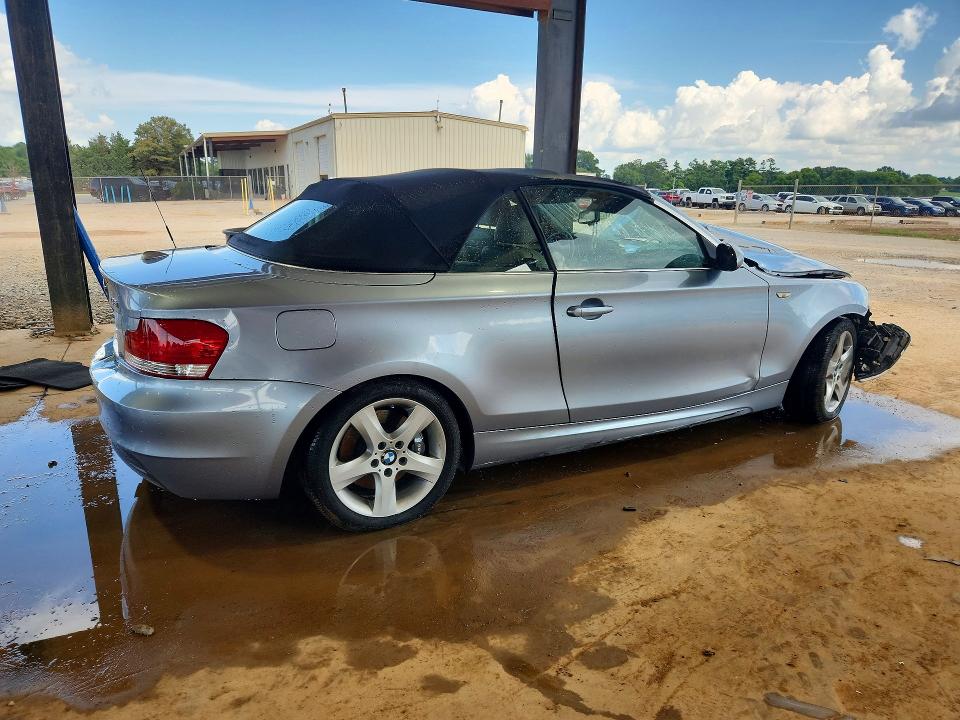 Снимка 3 от търг – 2009 BMW 135 с VIN WBAUN93539VK40493