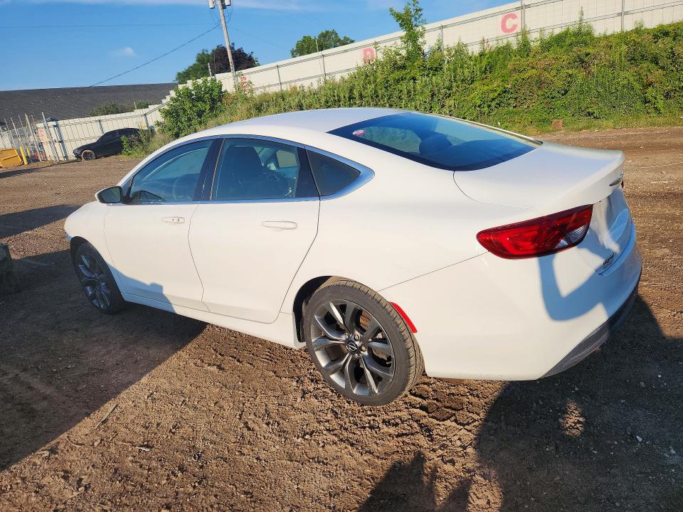 Photo 2 from auction – 2015 CHRYSLER 200 with VIN 1C3CCCFB9FN622238