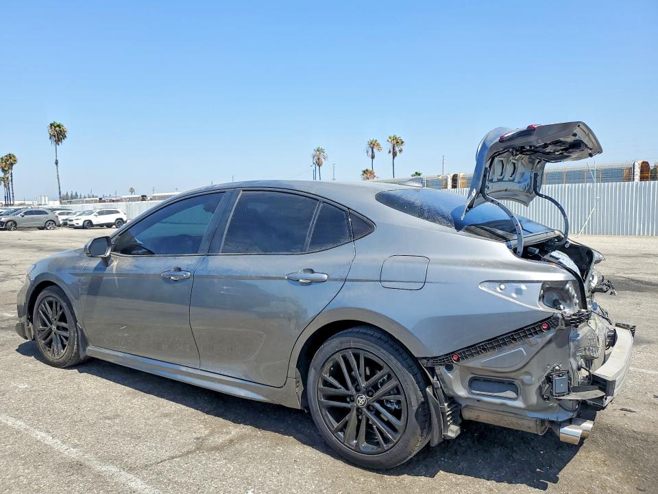 Photo 2 from auction – 2026 TOYOTA CAMRY with VIN 4T1DAACK8TU669496