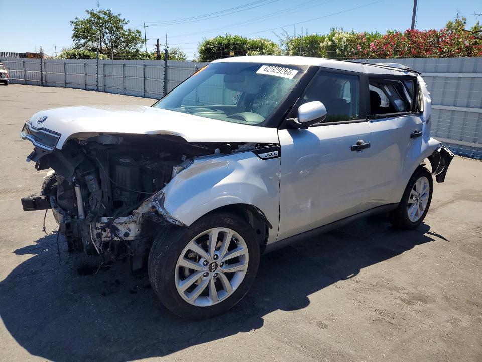 KIA SOUL 2018 with VIN KNDJP3A50J7539254 - Photo from auction