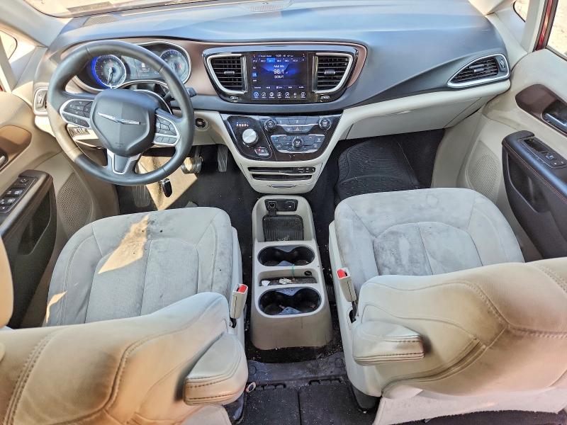 Photo 8 from auction – 2017 CHRYSLER PACIFICA with VIN 2C4RC1DG8HR521805