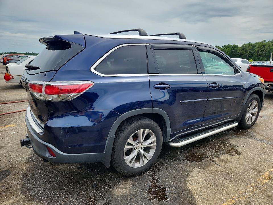 صورة رقم 3 من المزاد - 2014 TOYOTA HIGHLANDER مع VIN 5TDJKRFH0ES024965