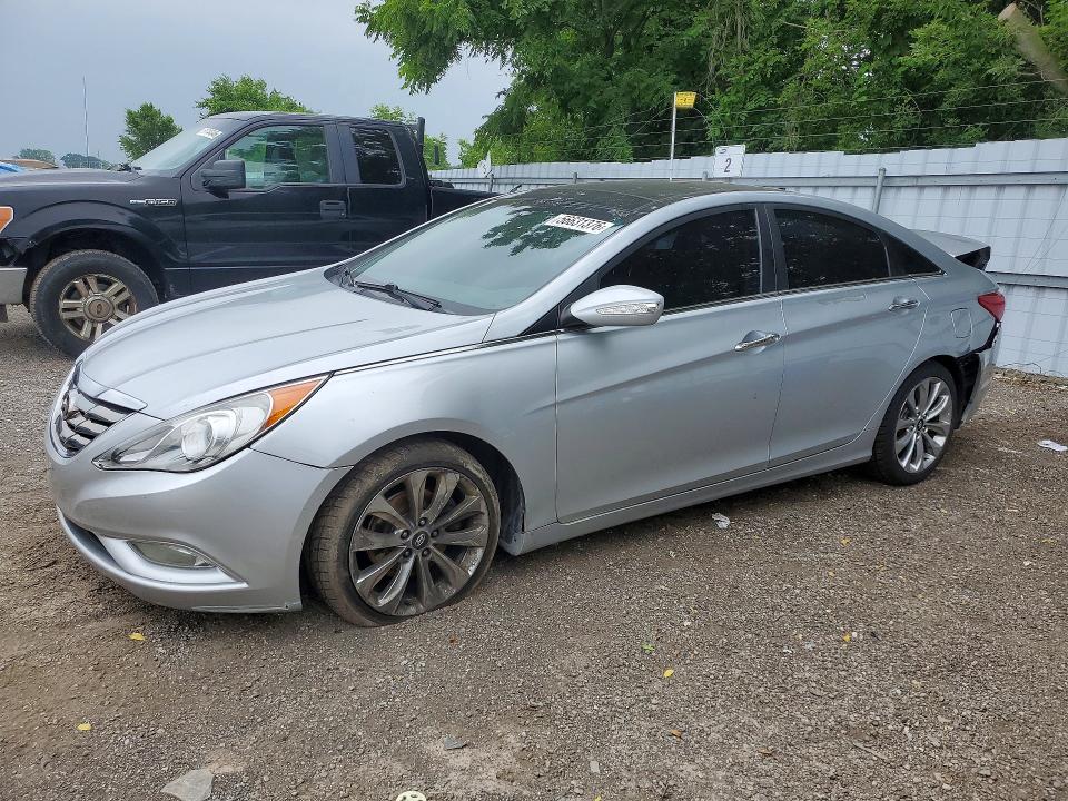 HYUNDAI SONATA 2013 with VIN 5NPEC4AB1DH690743 - Photo from auction