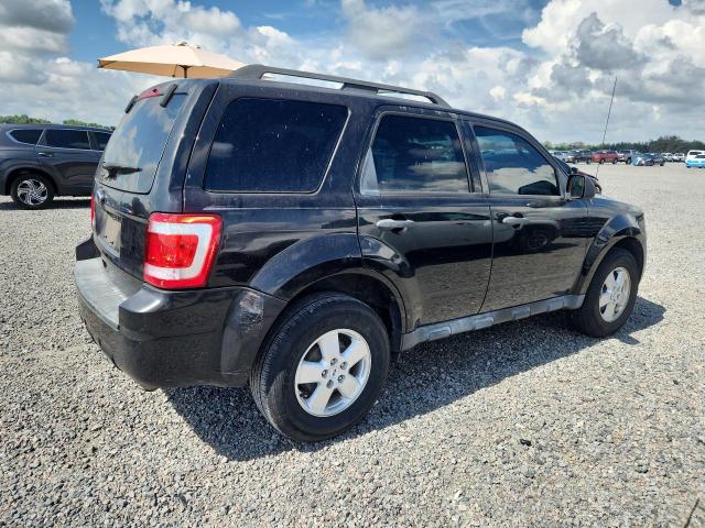 Photo 3 from auction – 2011 FORD ESCAPE with VIN 1FMCU0D74BKA20795