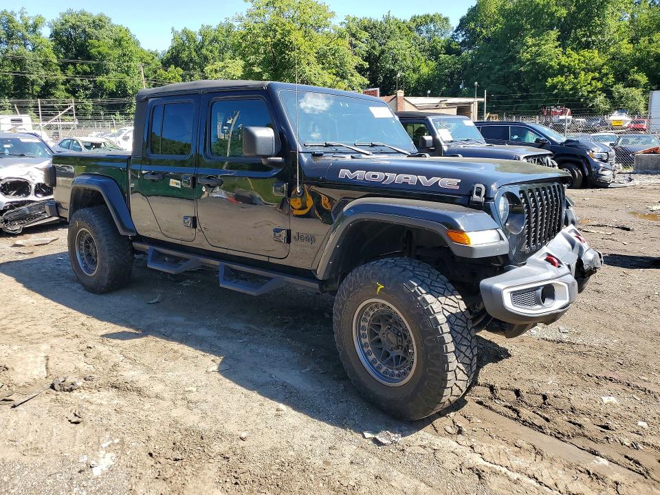 Снимка 4 от търг – 2022 JEEP GLADIATOR с VIN 1C6HJTAG9NL114069
