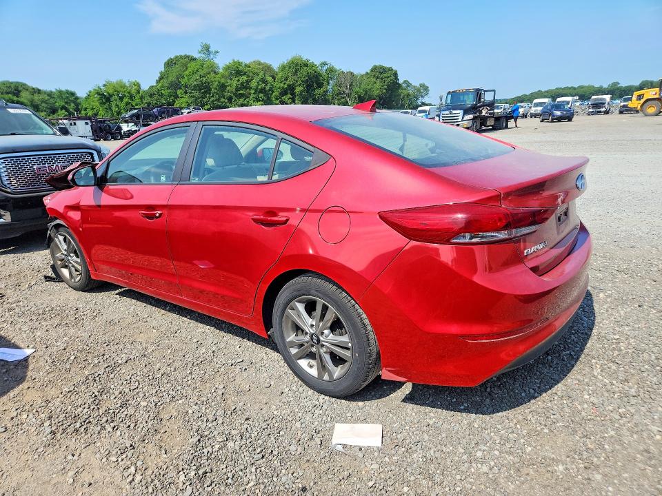 Photo 2 from auction – 2017 HYUNDAI ELANTRA with VIN 5NPD84LF6HH176213