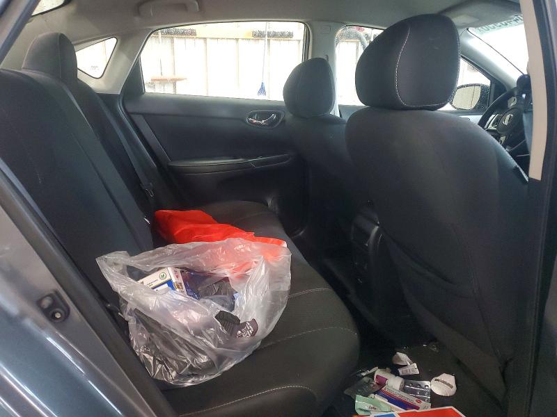 Photo 10 from auction – 2018 NISSAN SENTRA with VIN 3N1AB7AP7JY261249