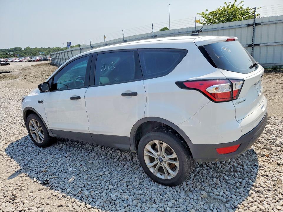 Photo 2 from auction – 2018 FORD ESCAPE with VIN 1FMCU0F77JUC59693