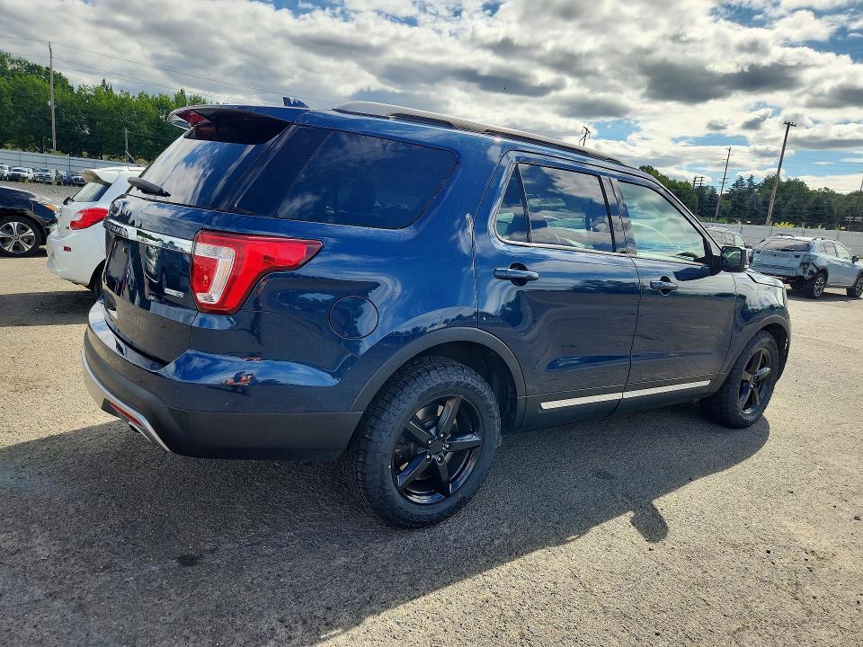 Photo 3 from auction – 2017 FORD EXPLORER with VIN 1FM5K8DH1HGA62357