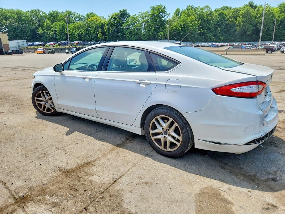Снимка 2 от търг – 2016 FORD FUSION с VIN 3FA6P0HD4GR226281