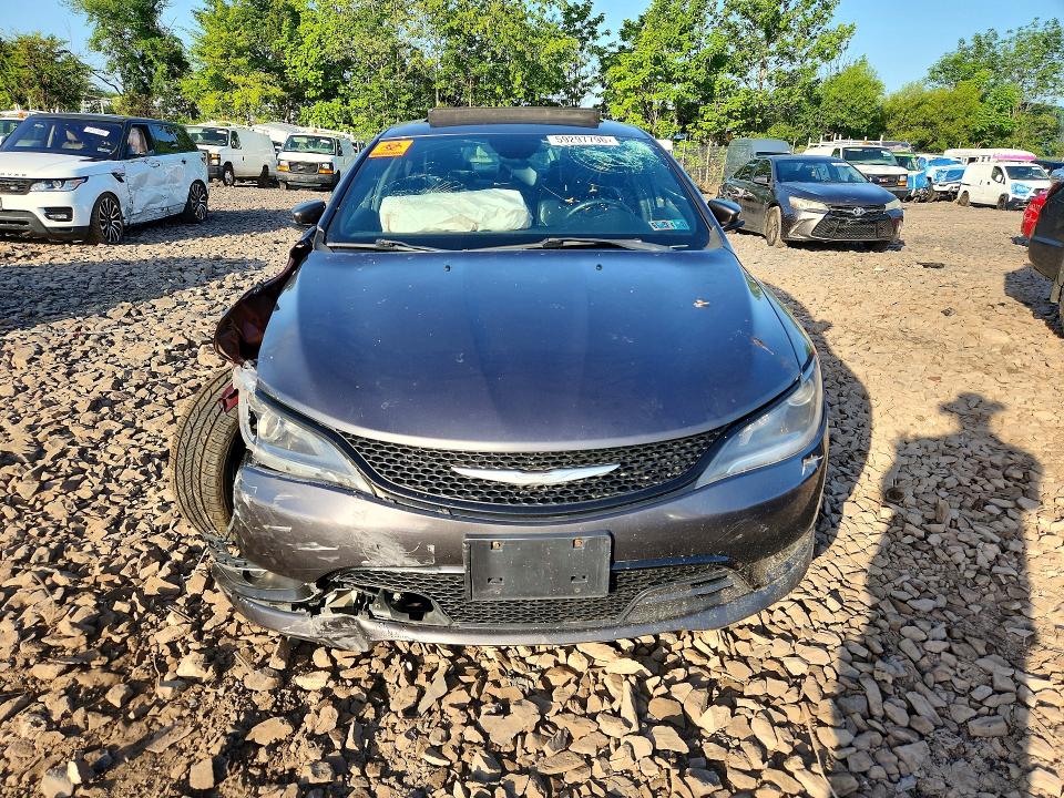 Photo 5 from auction – 2015 CHRYSLER 200 with VIN 1C3CCCDG5FN690888