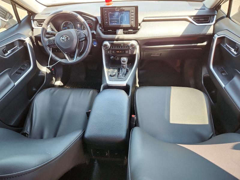 Снимка 8 от търг – 2022 TOYOTA RAV4 с VIN 2T3RWRFV7NW135380