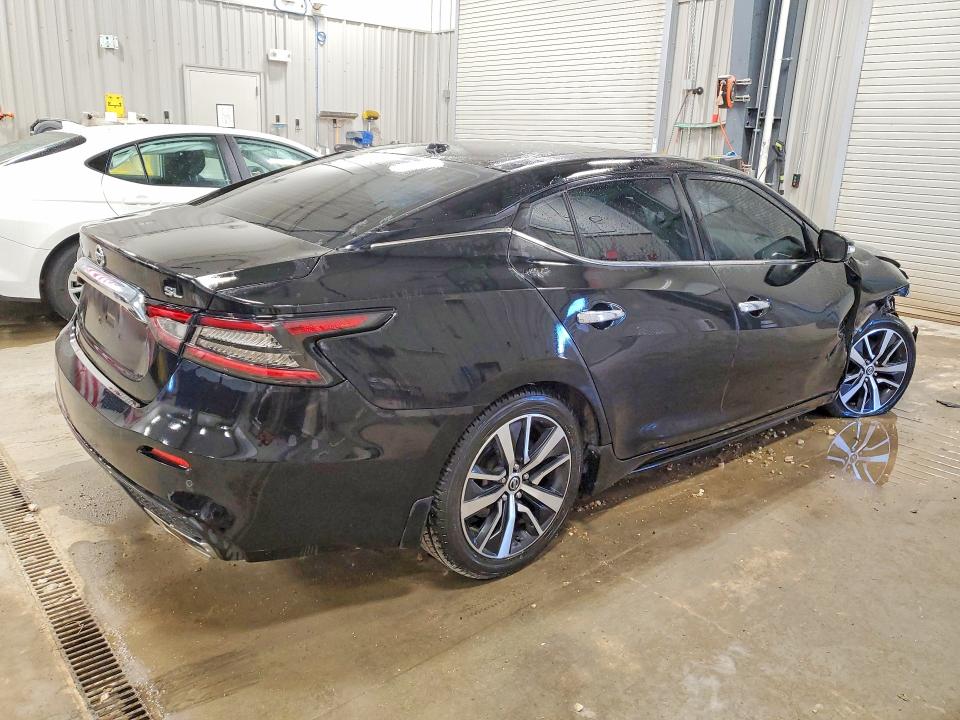 Photo 3 from auction – 2019 NISSAN MAXIMA with VIN 1N4AA6AV3KC368453