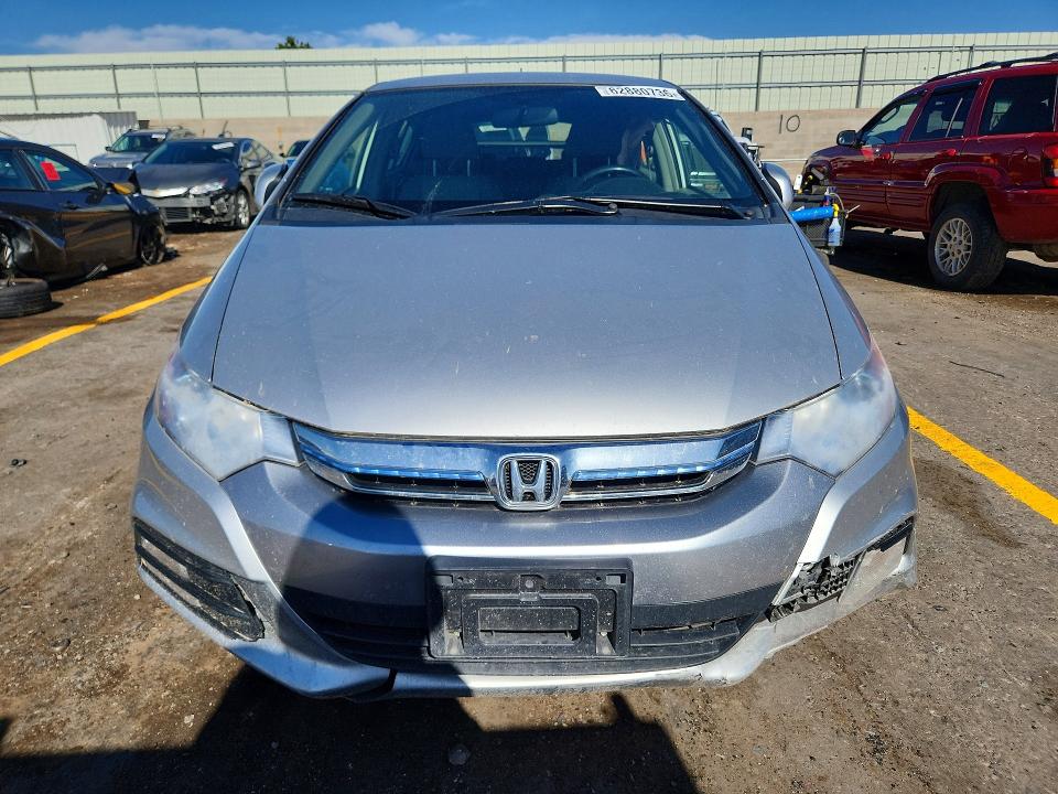 Photo 5 from auction – 2014 HONDA INSIGHT with VIN JHMZE2H77ES001971