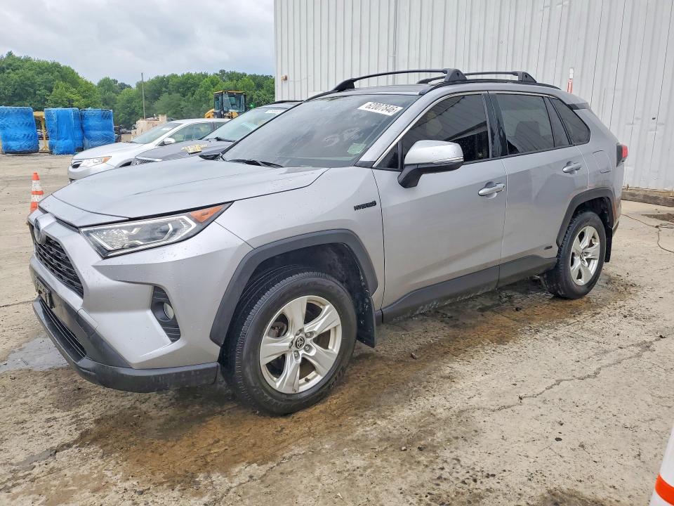 TOYOTA RAV4 2021 with VIN JTMRWRFV2MD132768 - Photo from auction