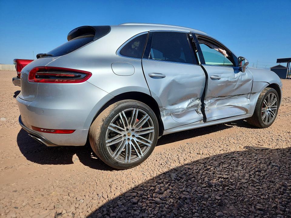 Photo 3 from auction – 2015 PORSCHE MACAN with VIN WP1AF2A53FLB98958