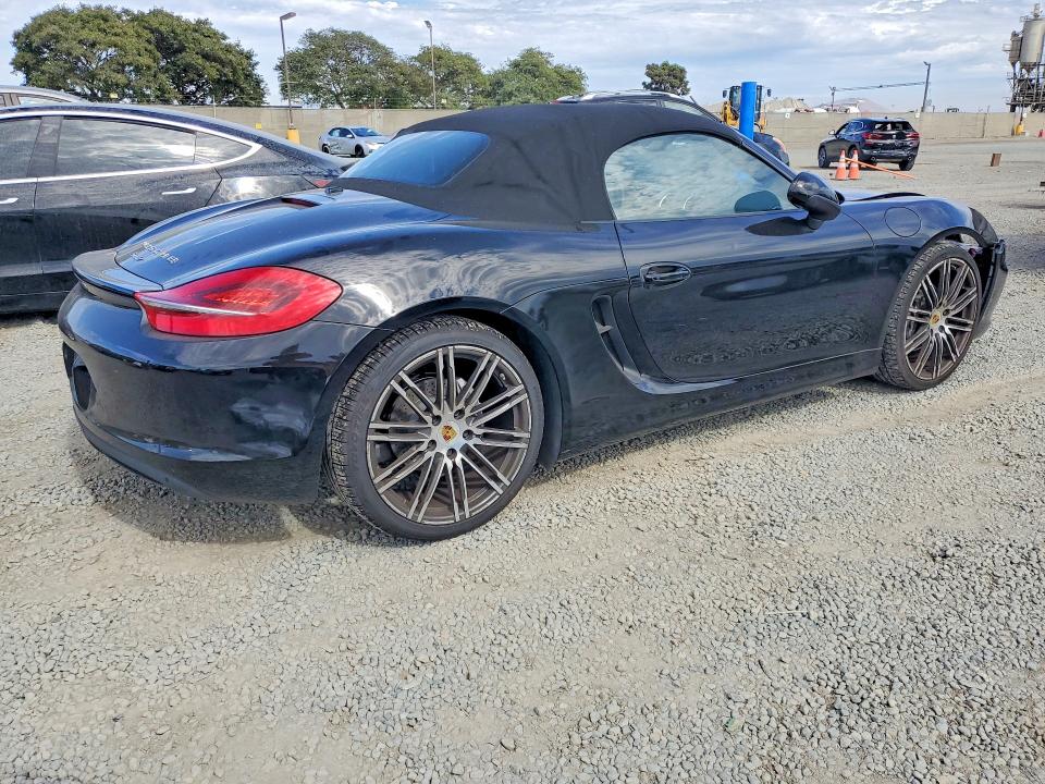 Photo 3 from auction – 2016 PORSCHE BOXSTER with VIN WP0CA2A88GS120914