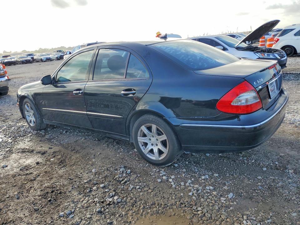 Photo 2 from auction – 2009 MERCEDES-BENZ E with VIN WDBUF22X19B369715