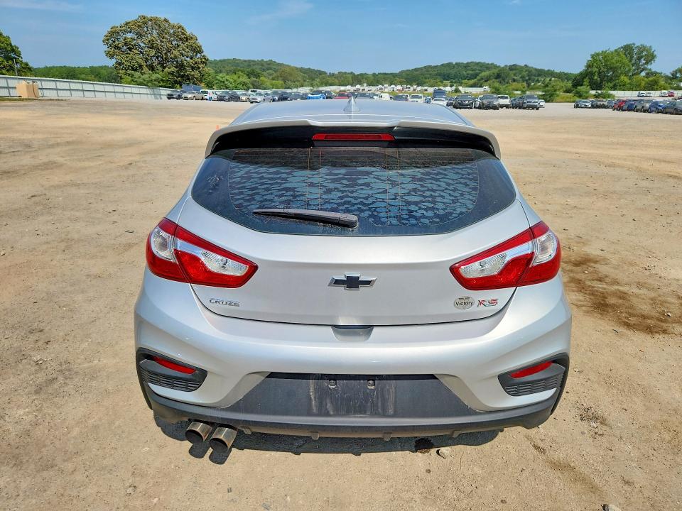 Photo 6 from auction – 2018 CHEVROLET CRUZE with VIN 3G1BE6SM3JS649338