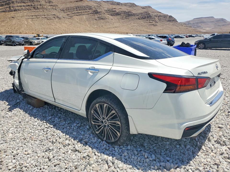 Photo 2 from auction – 2023 NISSAN ALTIMA with VIN 1N4BL4EV3PN303661