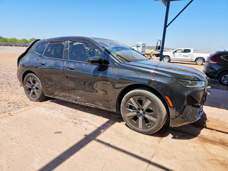 Photo 4 from auction – 2025 BMW IX with VIN WB523CF07SCT06571