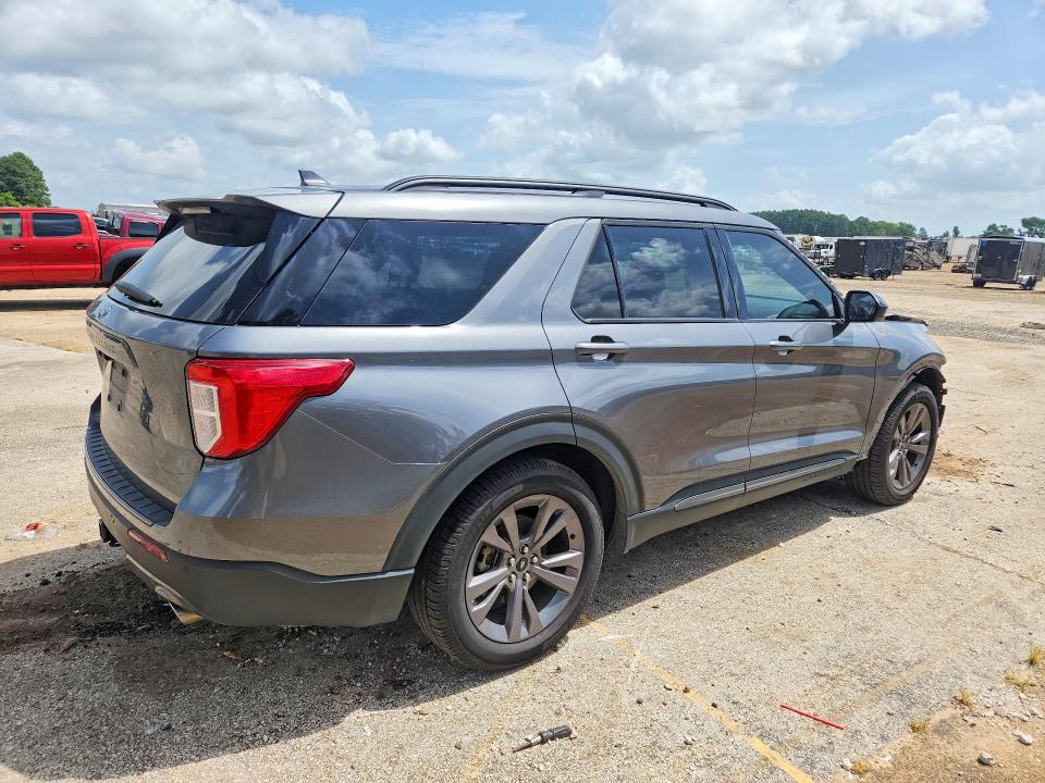 Photo 3 from auction – 2023 FORD EXPLORER with VIN 1FMSK7DH3PGB78865
