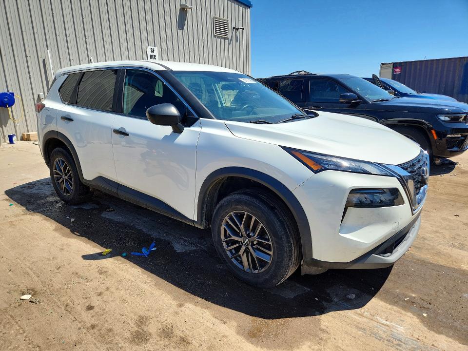Photo 4 from auction – 2023 NISSAN ROGUE with VIN 5N1BT3AA0PC856735