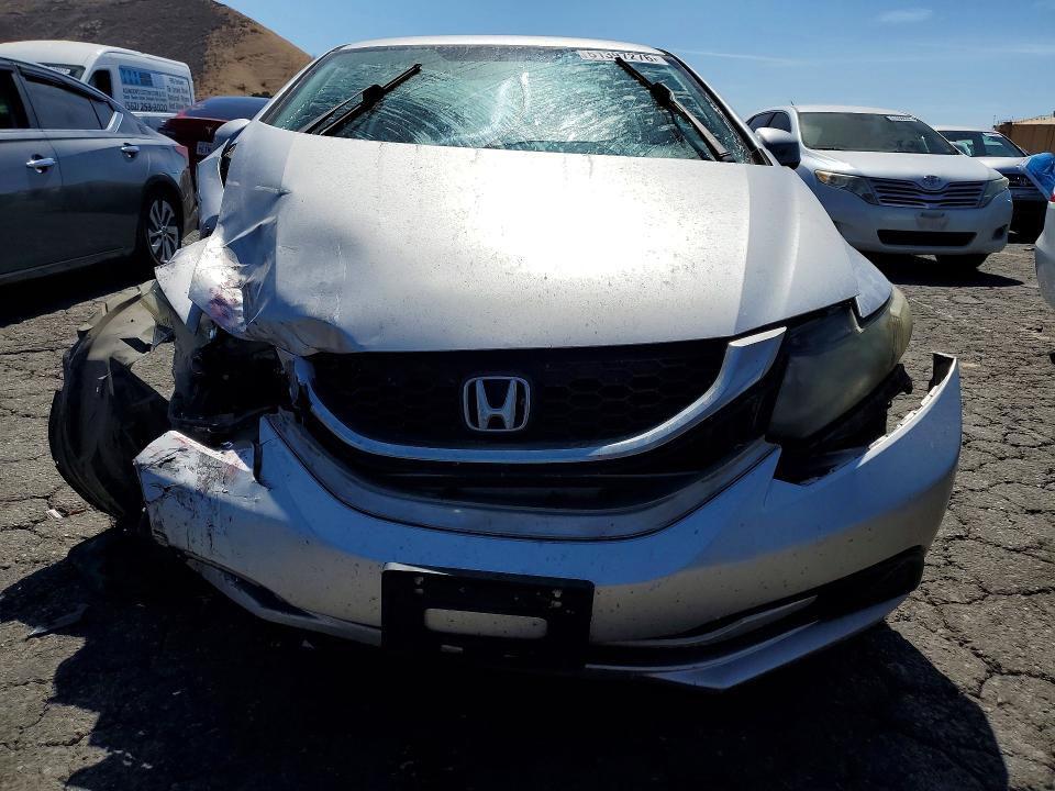 Photo 5 from auction – 2013 HONDA CIVIC with VIN 19XFB2F57DE261433