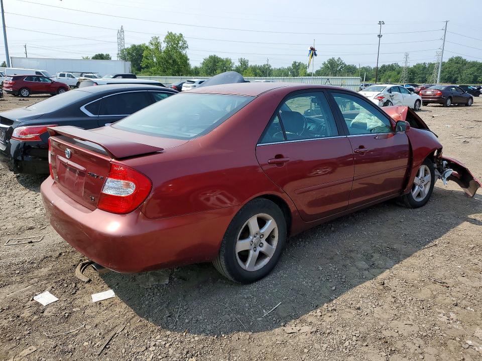 Photo 3 from auction – 2004 TOYOTA CAMRY with VIN 4T1BA32K24U505831