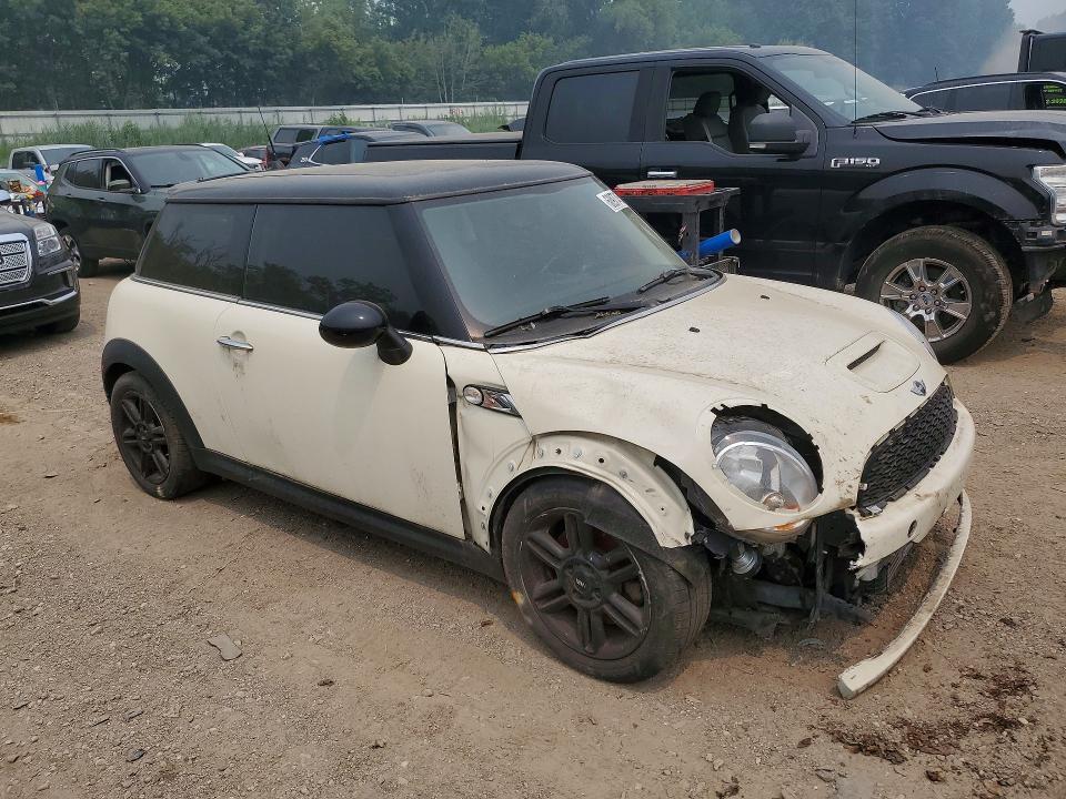 صورة رقم 4 من المزاد - 2012 MINI COOPER مع VIN WMWSV3C53CT387615