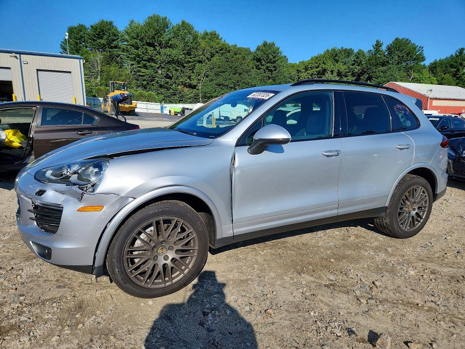 PORSCHE CAYENNE 2018 with VIN WP1AA2A21JKA05113 - Photo from auction