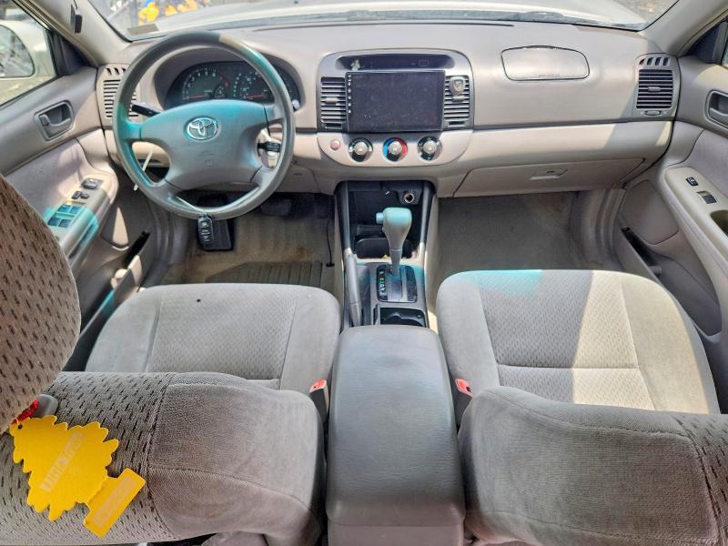 Photo 8 from auction – 2004 TOYOTA CAMRY with VIN 4T1BE32K14U842155