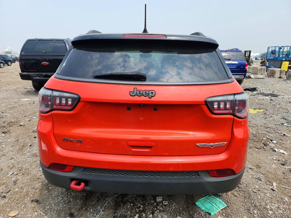 Photo 6 from auction – 2017 JEEP COMPASS with VIN 3C4NJDDB2HT667060