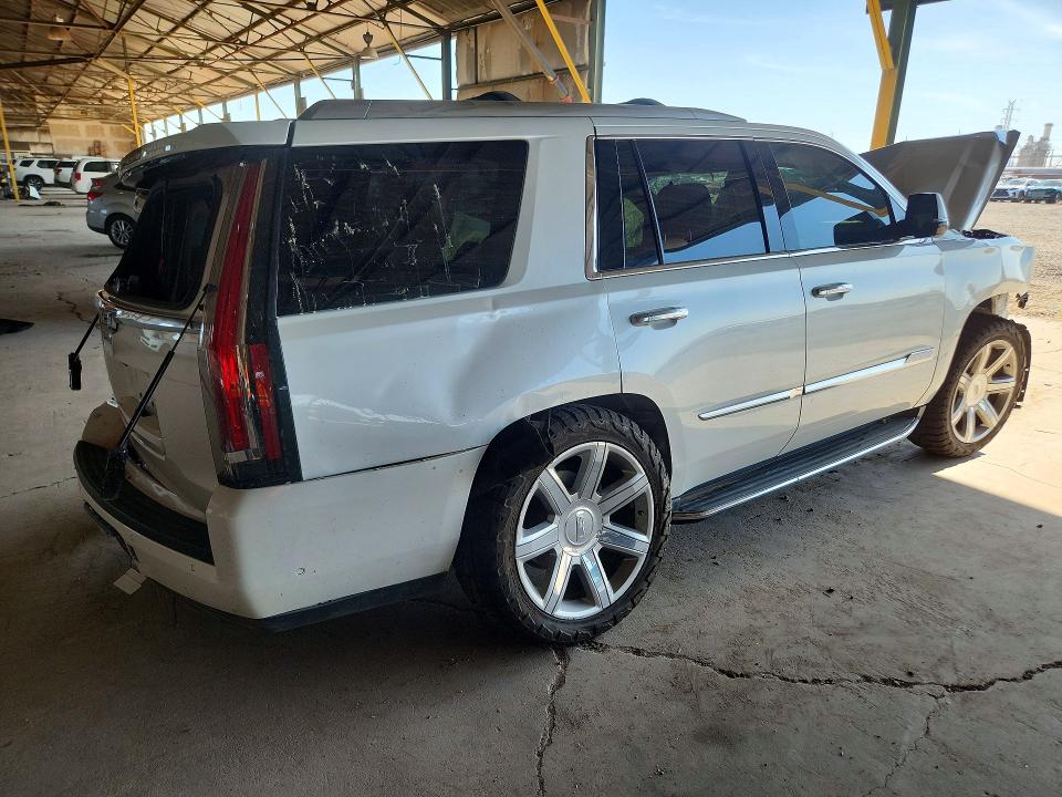 Photo 3 from auction – 2017 CADILLAC ESCALADE with VIN 1GYS4BKJ0HR363446