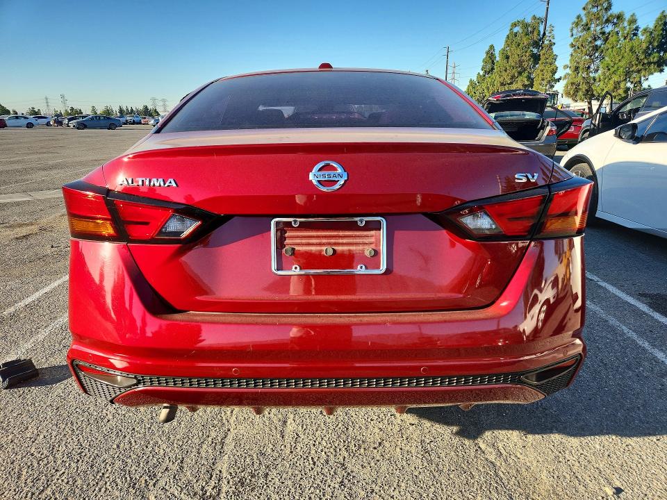 Photo 6 from auction – 2022 NISSAN ALTIMA with VIN 1N4BL4DV0NN334817