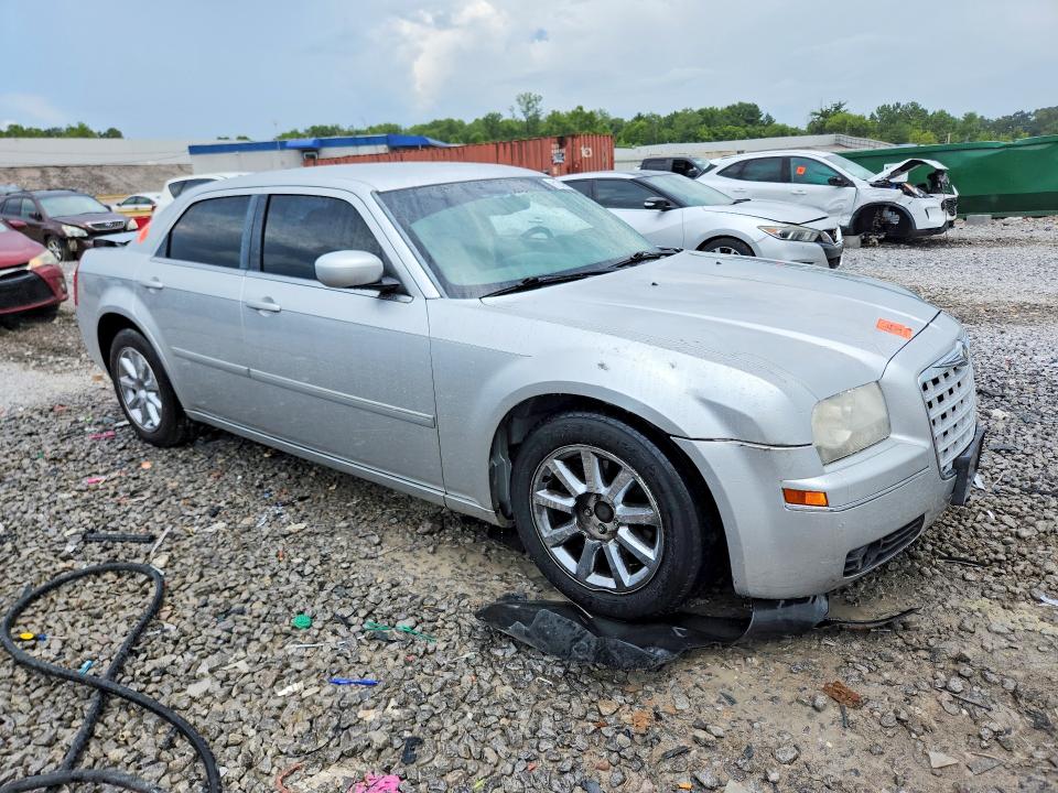 Foto 4 de la subasta – 2007 CHRYSLER 300 con VIN 2C3KA53GX7H601258