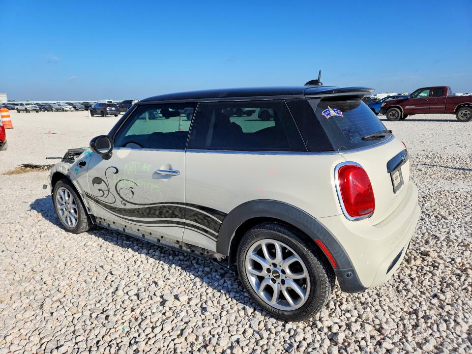 Photo 2 from auction – 2017 MINI COOPER with VIN WMWXP7C51H3B93487