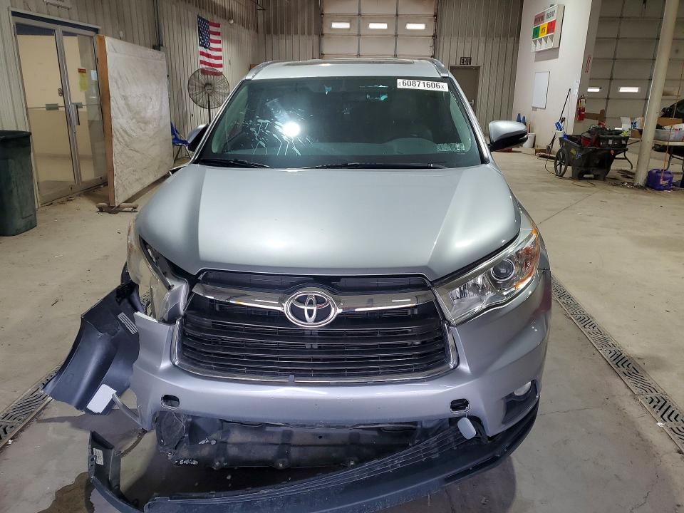 Foto 5 de la subasta – 2015 TOYOTA HIGHLANDER con VIN 5TDJKRFH7FS072061