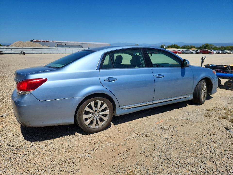 Photo 3 from auction – 2011 TOYOTA AVALON with VIN 4T1BK3DB6BU380193
