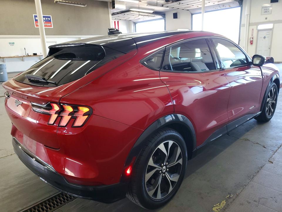 Photo 3 from auction – 2021 FORD MUSTANG MACH-E with VIN 3FMTK3R75MMA03385